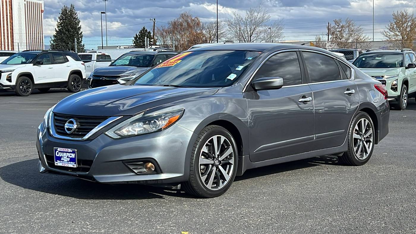 2017 Nissan Altima 2.5 SR — Sedan — 135,359 mi — Reno, NV