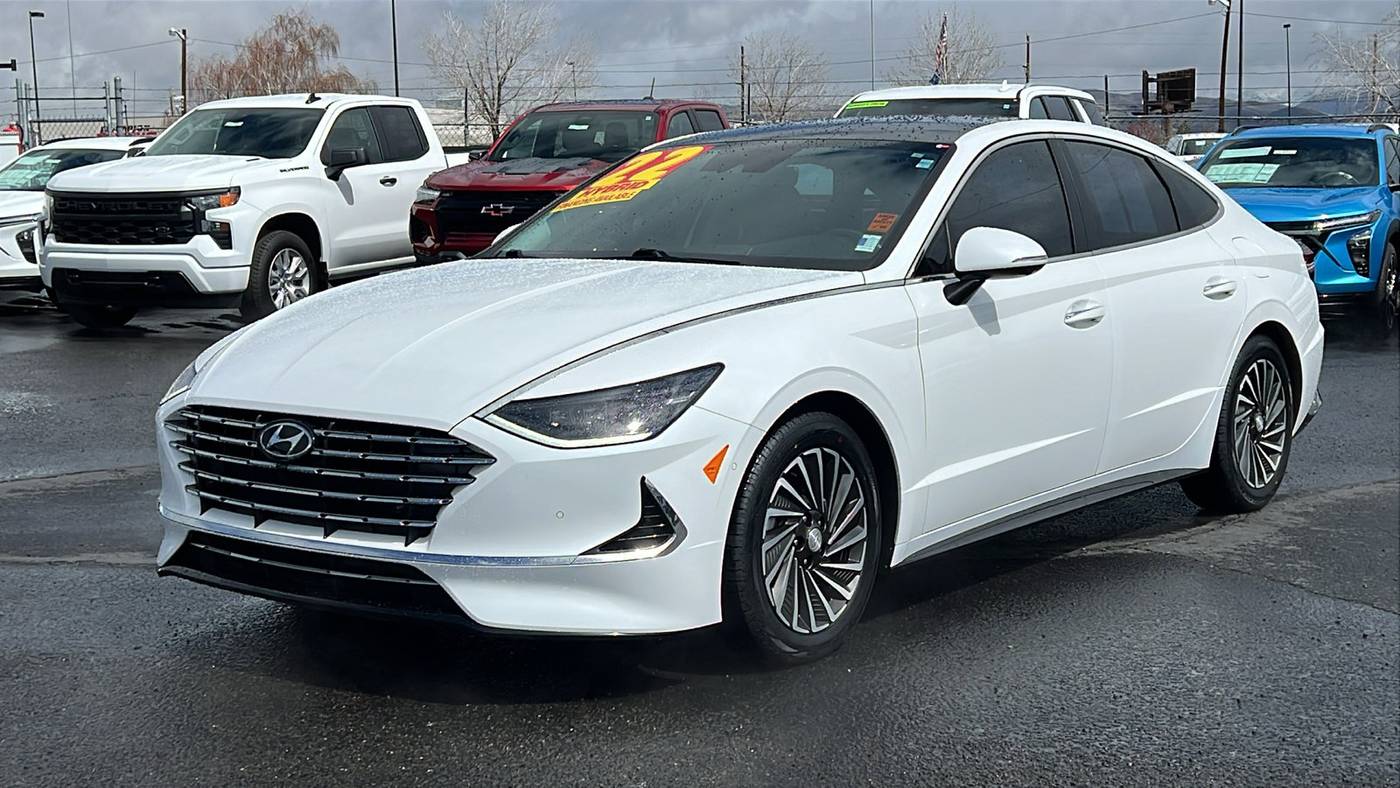 2022 Hyundai Sonata Hybrid Limited — Sedan — 30,248 mi — Reno, NV