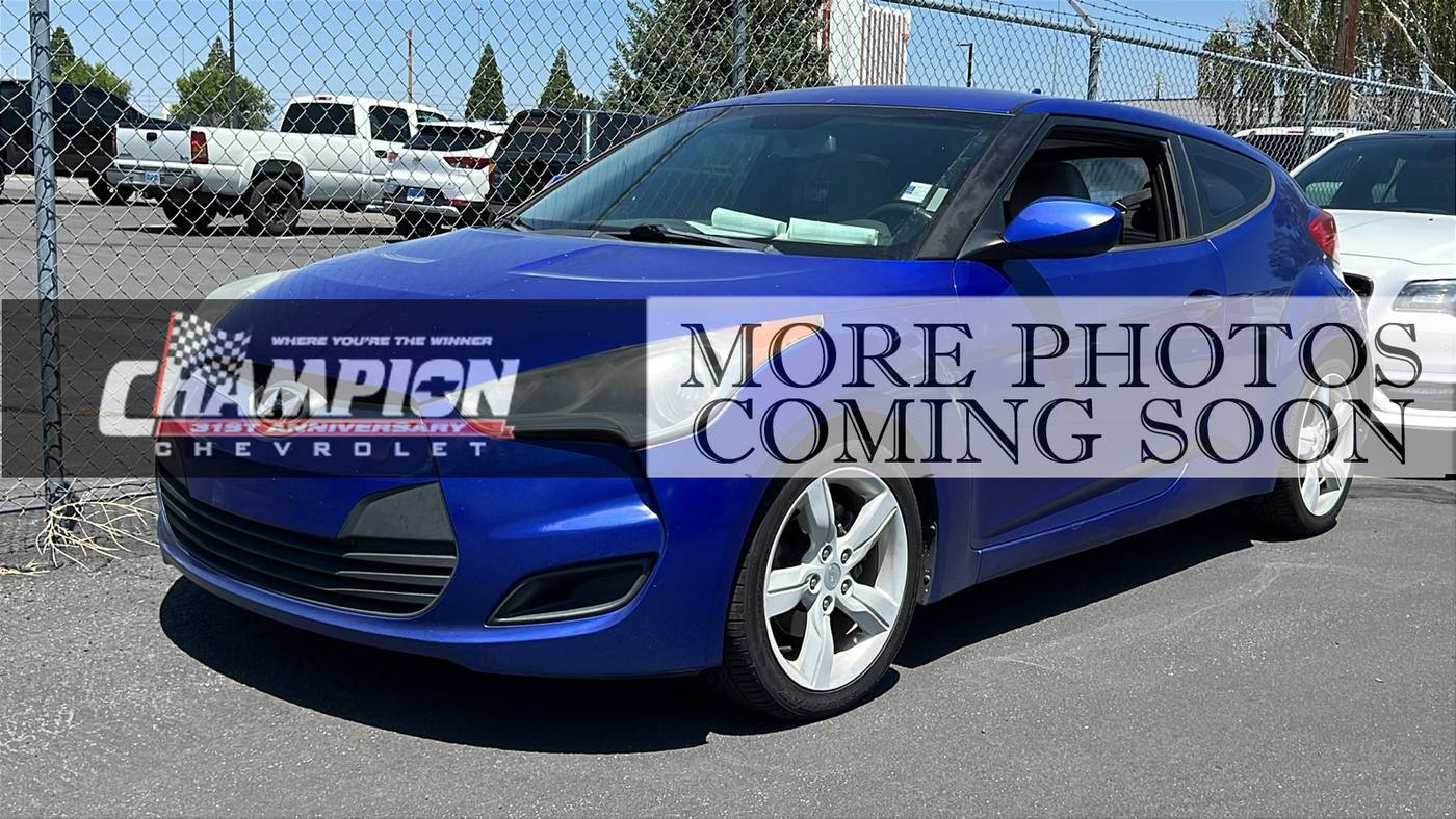 2012 Hyundai Veloster Base — Hatchback — 119,812 mi — Reno, NV