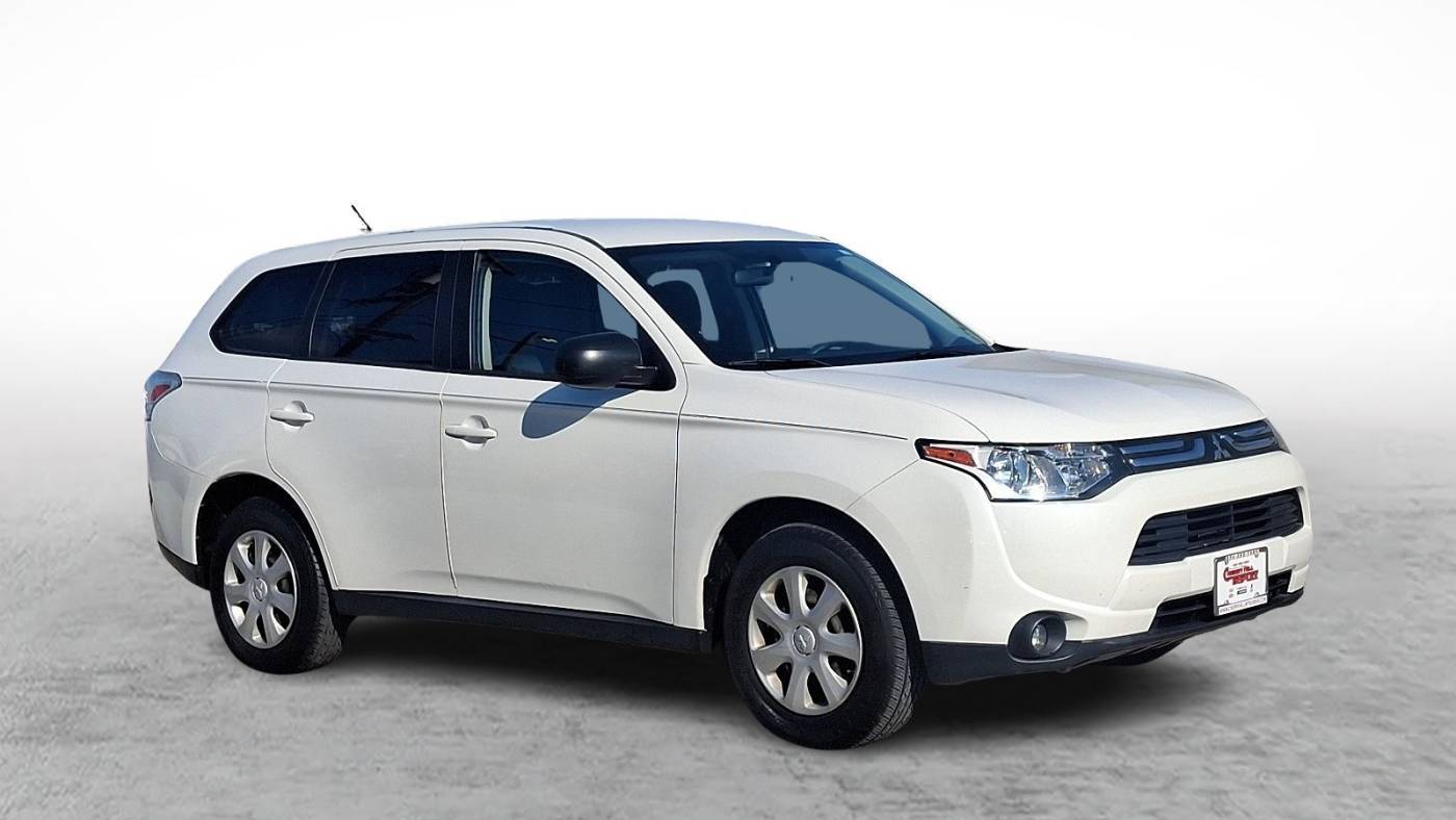 2014 Mitsubishi Outlander ES — SUV — 95,224 mi — Cherry Hill, NJ