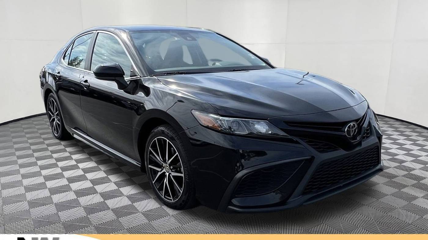 2021 Toyota Camry SE Nightshade — Sedan — 62,715 mi — Bellingham, WA