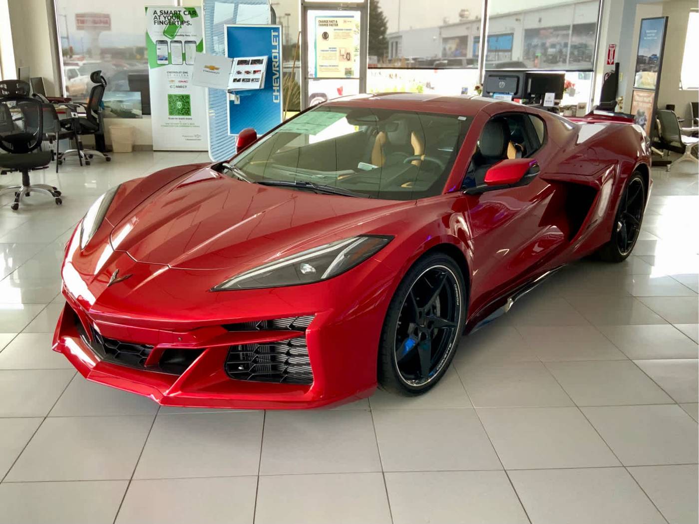 2025 Chevrolet Corvette E-Ray
