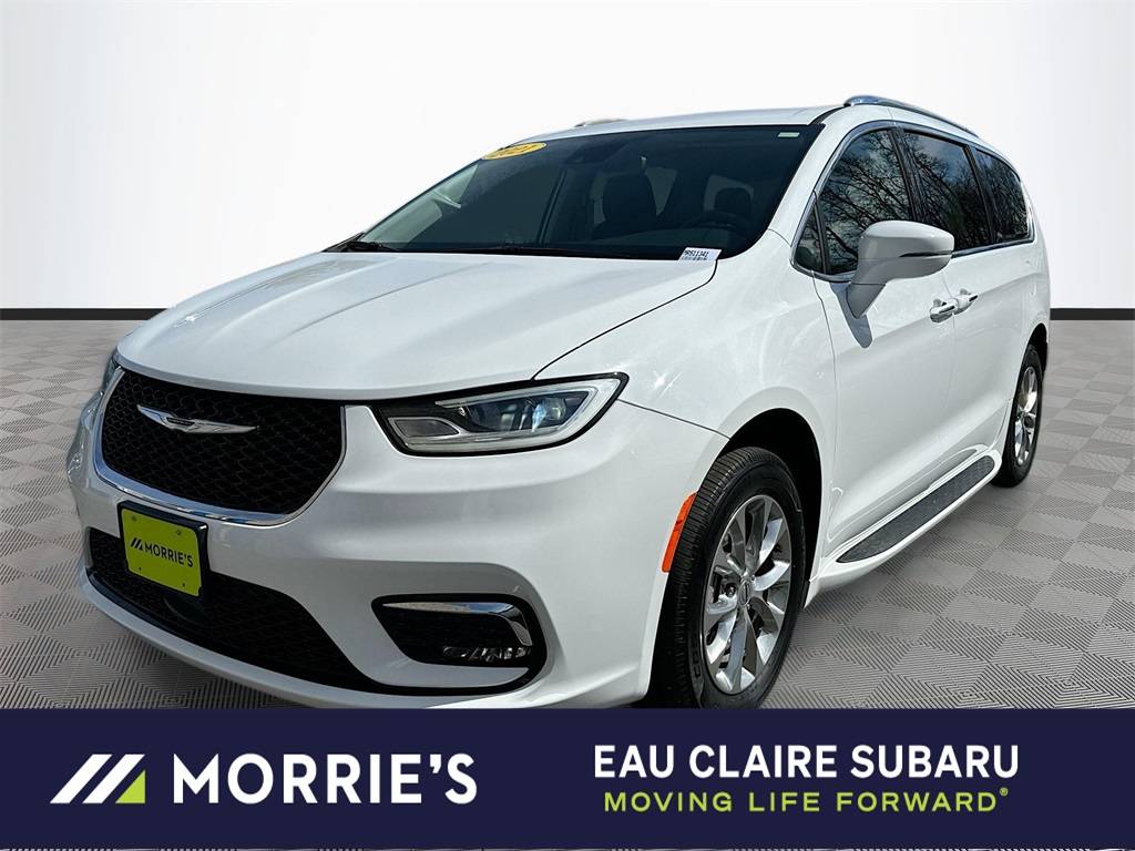 2021 Chrysler Pacifica Touring L — Minivan — 61,903 mi — Eau Claire, WI