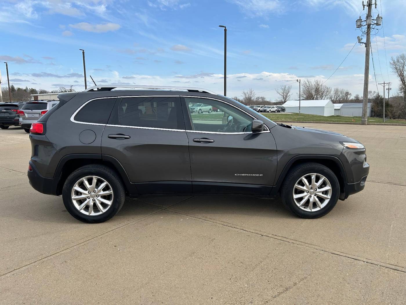 2015 Jeep Cherokee Limited — SUV — 67,589 mi — Audubon, IA