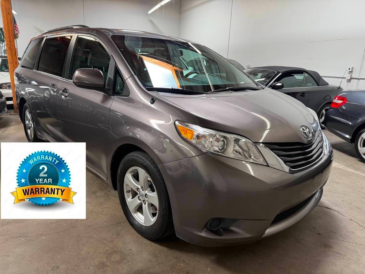 2014 Toyota Sienna LE — Minivan — 69,000 mi — Anaheim, CA
