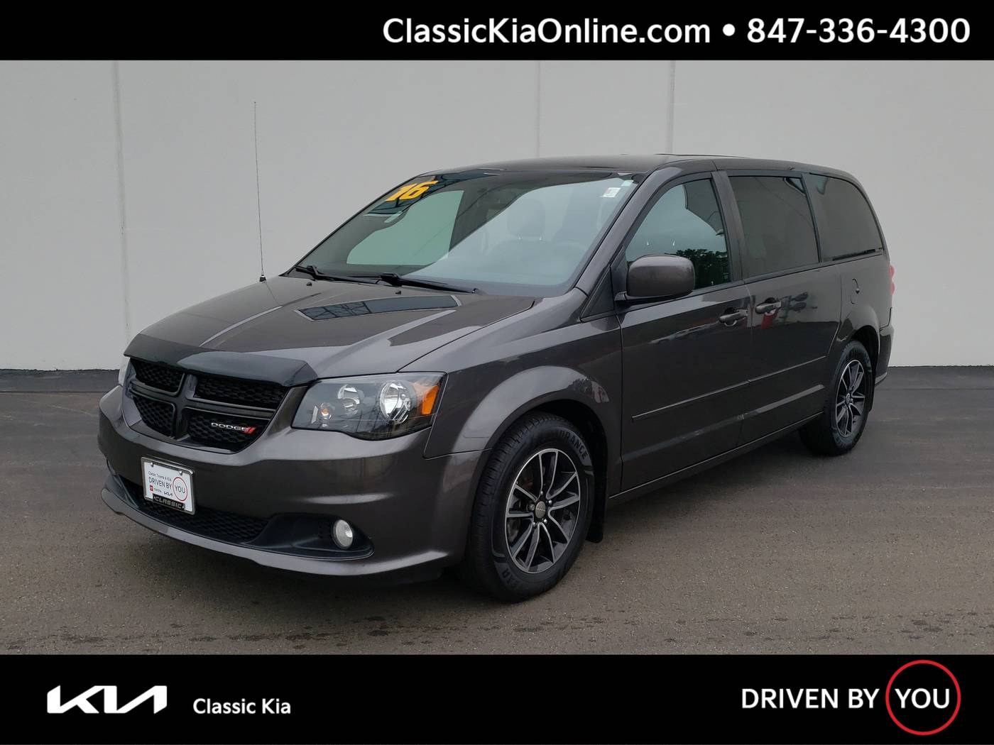 2016 Dodge Grand Caravan SXT Plus — Minivan — 117,874 mi — Waukegan, IL