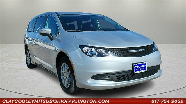2023 Chrysler Voyager LX — Minivan — 59,729 mi — Arlington, TX