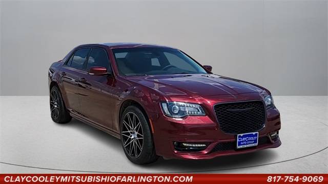 2023 Chrysler 300 Touring L — Sedan — 62,701 mi — Arlington, TX