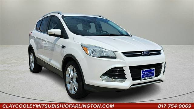 2016 Ford Escape Titanium — SUV — 121,767 mi — Arlington, TX