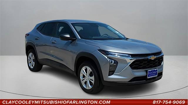 2025 Chevrolet Trax LS — SUV — 23,138 mi — Arlington, TX