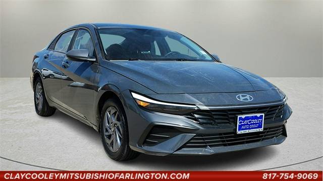 2024 Hyundai Elantra SEL — Sedan — 26,595 mi — Arlington, TX