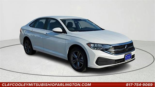 2024 Volkswagen Jetta SE — Sedan — 4,298 mi — Arlington, TX