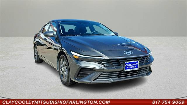 2024 Hyundai Elantra SEL — Sedan — 30,029 mi — Arlington, TX