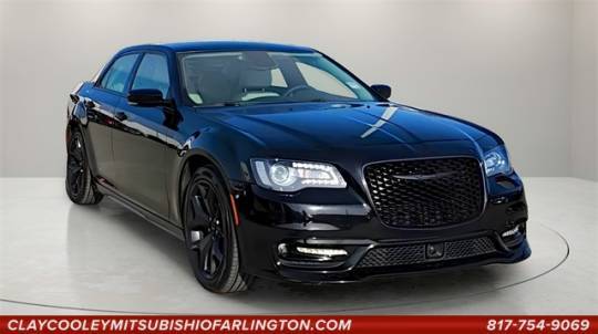 2022 Chrysler 300 Touring L — Sedan — 43,461 mi — Arlington, TX