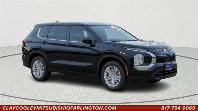 2023 Mitsubishi Outlander ES — SUV — 32,498 mi — Arlington, TX