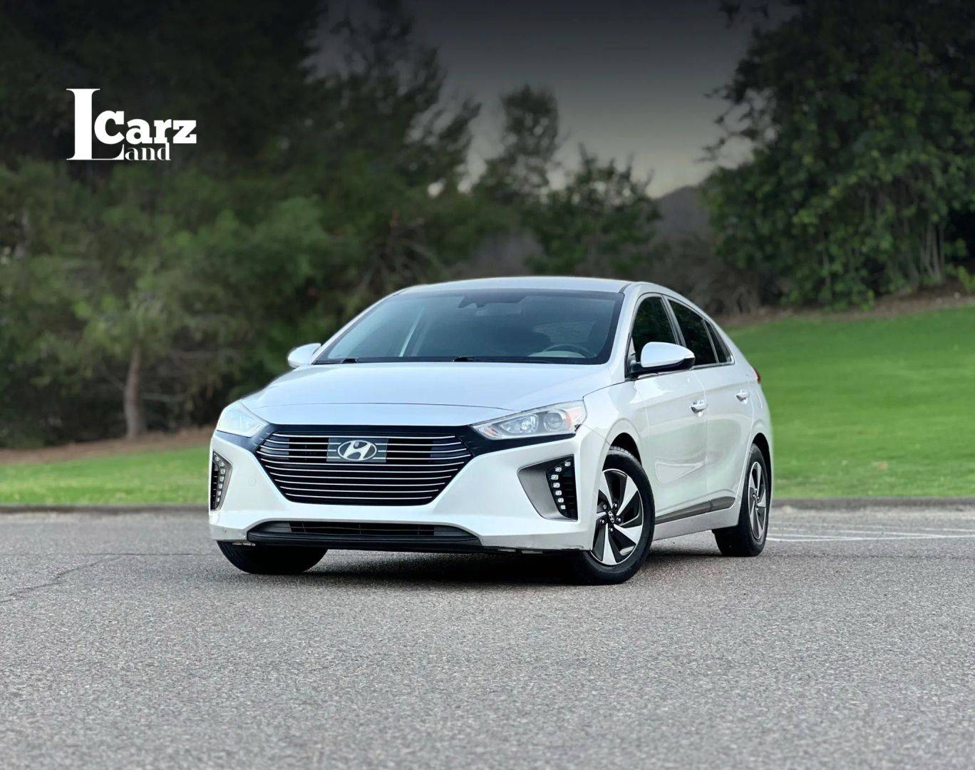2018 Hyundai Ioniq Hybrid SEL — Hatchback — 94,968 mi — San Diego, CA