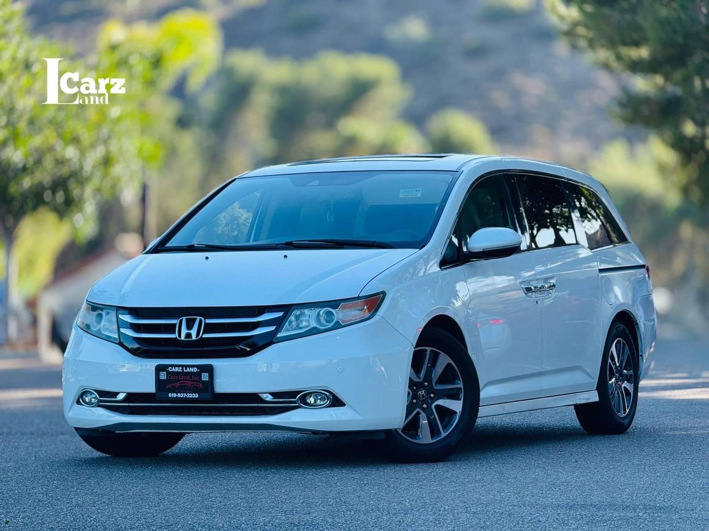 2014 Honda Odyssey Touring Elite — Minivan — 155,278 mi — San Diego, CA
