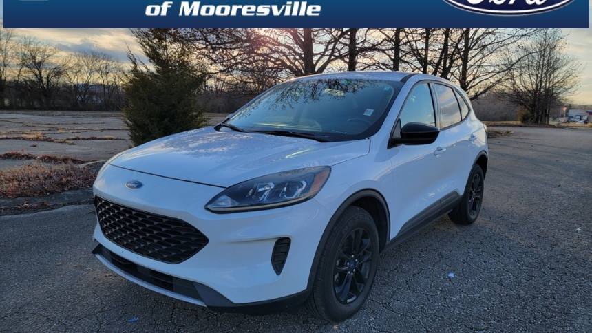 2020 Ford Escape Hybrid SE Sport — SUV — 40,940 mi — Mooresville, IN