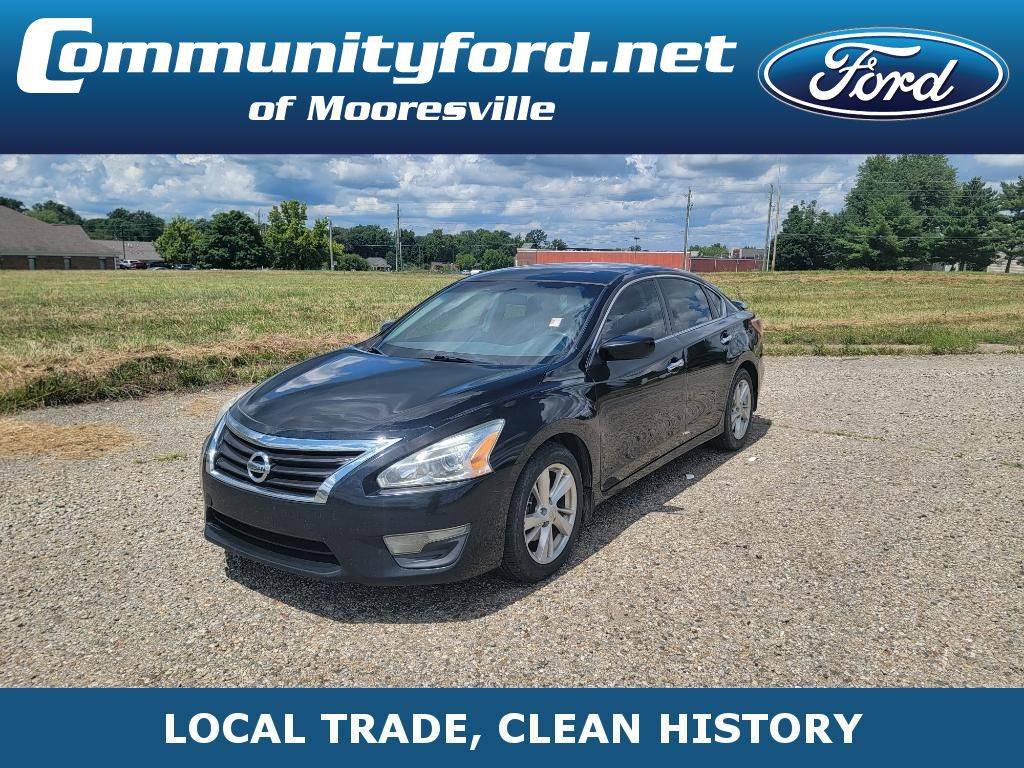 2013 Nissan Altima 2.5 SV — Sedan — 207,789 mi — Mooresville, IN