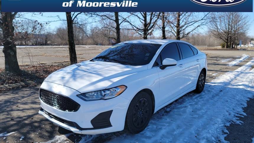2019 Ford Fusion S — Sedan — 121,433 mi — Mooresville, IN