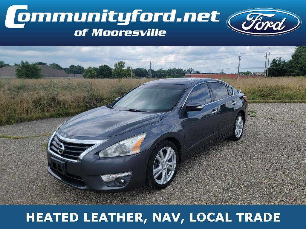 2013 Nissan Altima 3.5 SL — Sedan — 148,158 mi — Mooresville, IN