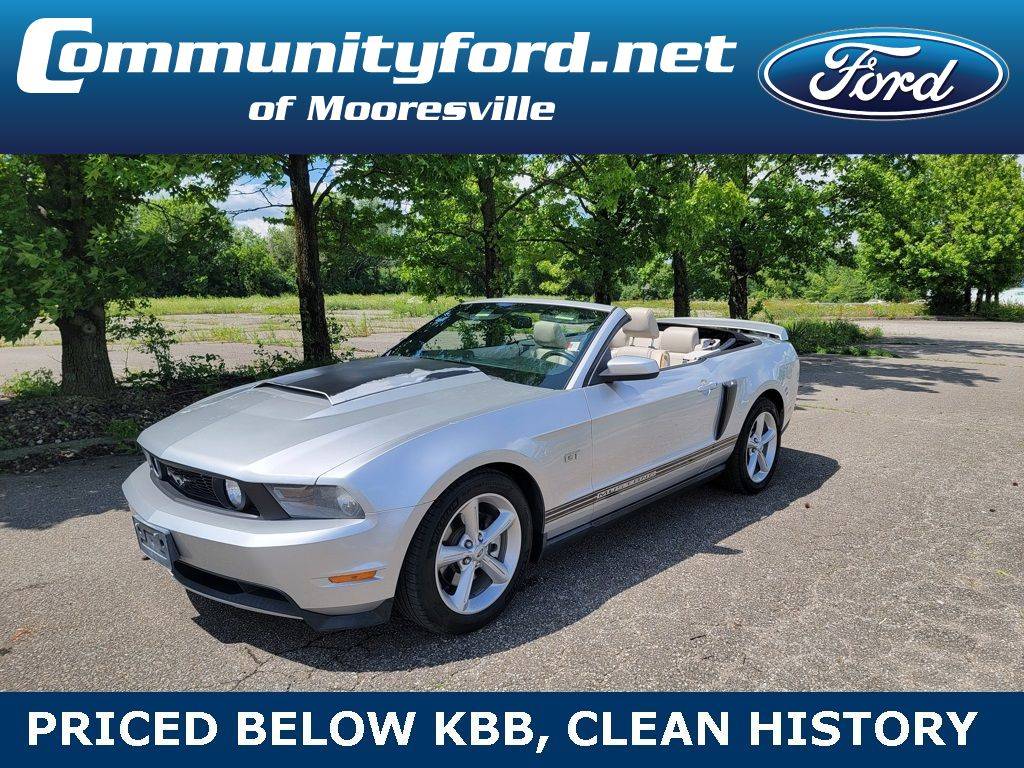 2010 Ford Mustang GT — Convertible — 96,803 mi — Mooresville, IN