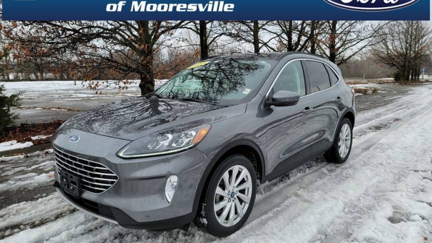 2022 Ford Escape Titanium — SUV — 23,496 mi — Mooresville, IN