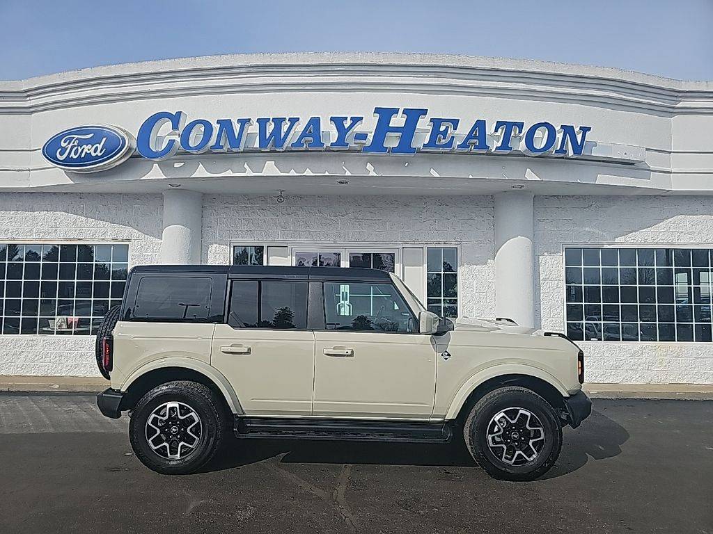 2025 Ford Bronco Outer Banks