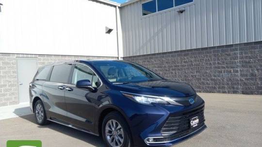 2023 Toyota Sienna XLE — Minivan — 30,445 mi — Nampa, ID
