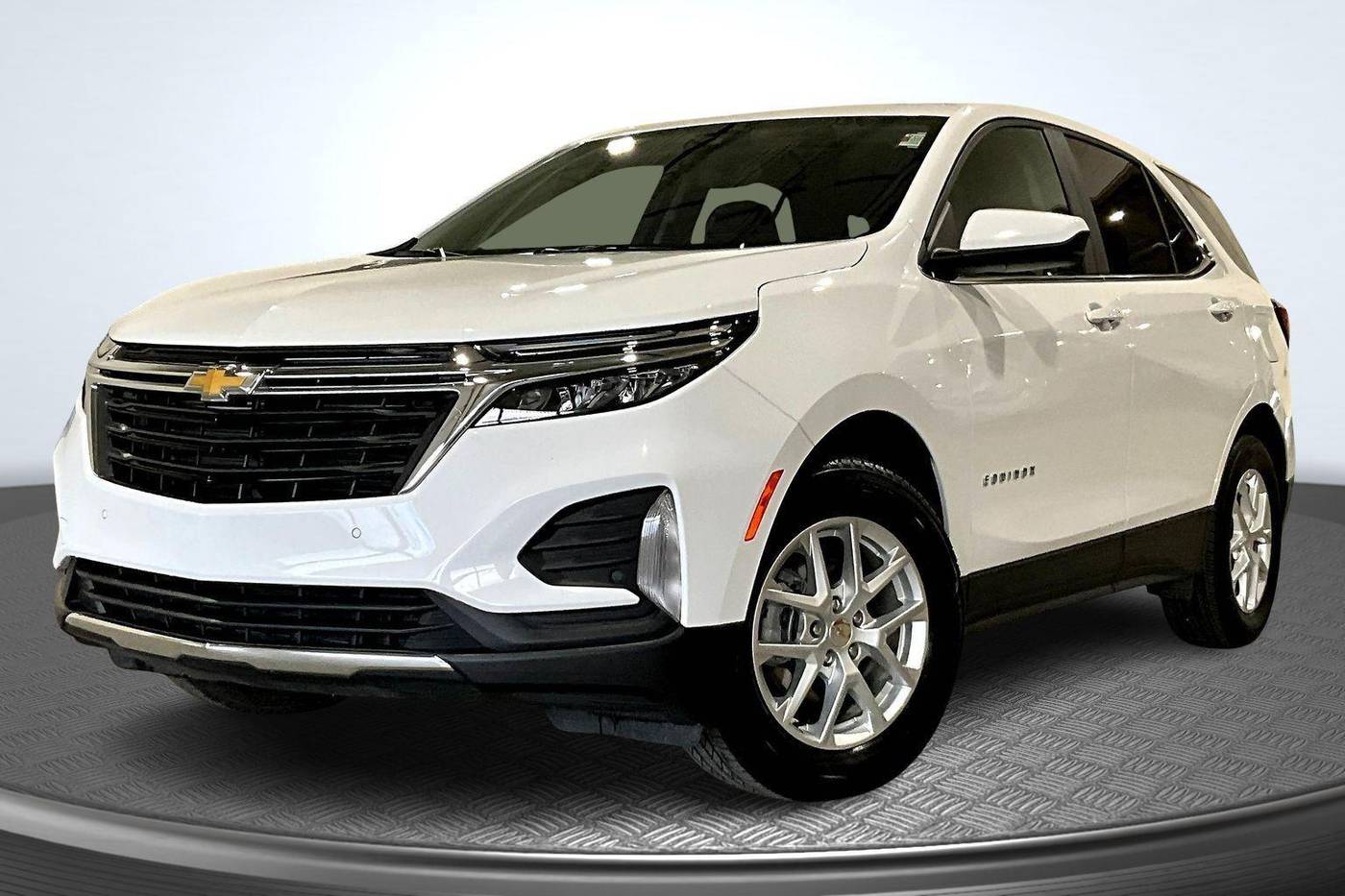 2024 Chevrolet Equinox LT — SUV — 24,235 mi — Columbus, WI