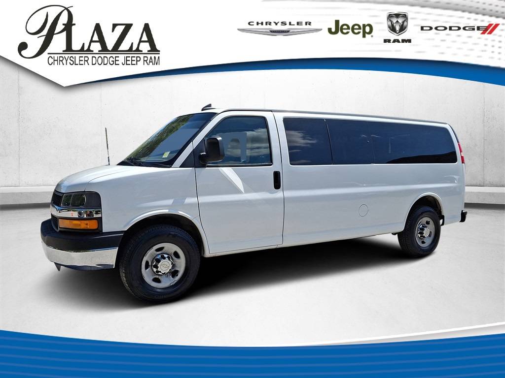 2016 Chevrolet Express Passenger LT — Passenger Van — 23,805 mi — Inverness, FL