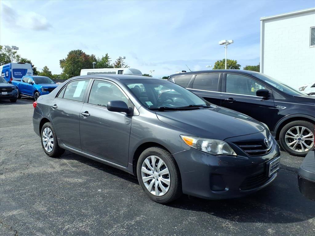 2013 Toyota Corolla LE — Sedan — 62,555 mi — Frankfort, IL