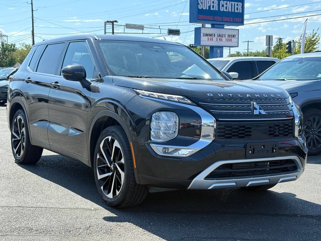 2024 Mitsubishi Outlander SE — SUV — 11,105 mi — Albuquerque, NM