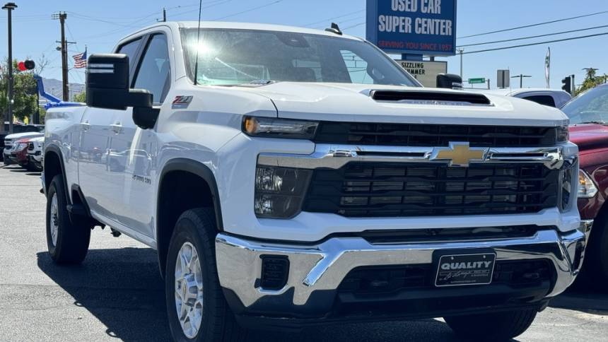 2024 Chevrolet Silverado 2500HD LT — Pickup Truck — 6,920 mi — Albuquerque, NM
