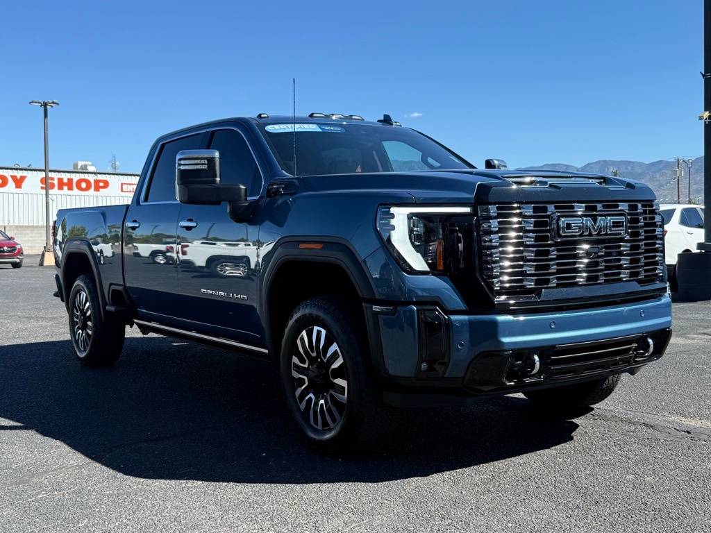 2025 GMC Sierra 2500HD Denali Ultimate — Pickup Truck — 9,333 mi — Albuquerque, NM