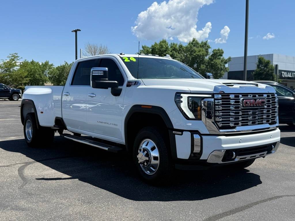 2024 GMC Sierra 3500HD Denali — Pickup Truck — 140 mi — Albuquerque, NM