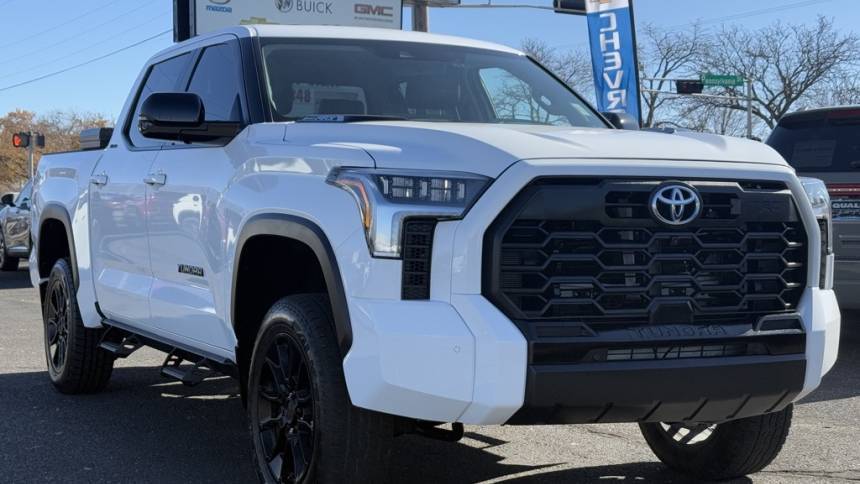 2024 Toyota Tundra Hybrid Limited — Pickup Truck — 12,186 mi — Albuquerque, NM