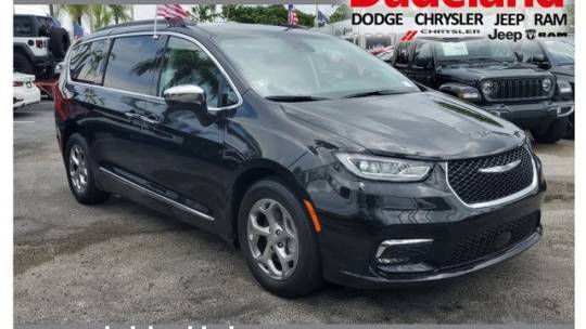 2023 Chrysler Pacifica Limited — Minivan — 45,505 mi — Miami, FL