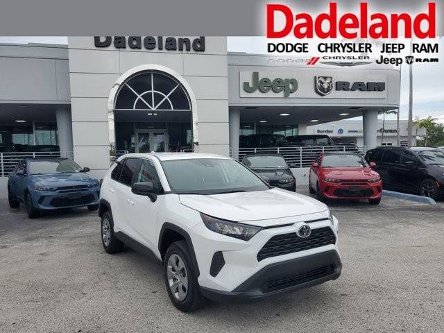 2022 Toyota RAV4 LE — SUV — 15,421 mi — Miami, FL