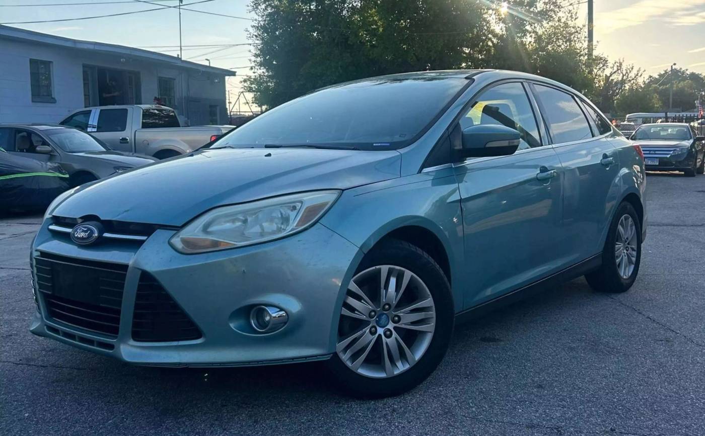 2012 Ford Focus SEL — Sedan — 158,000 mi — Orlando, FL