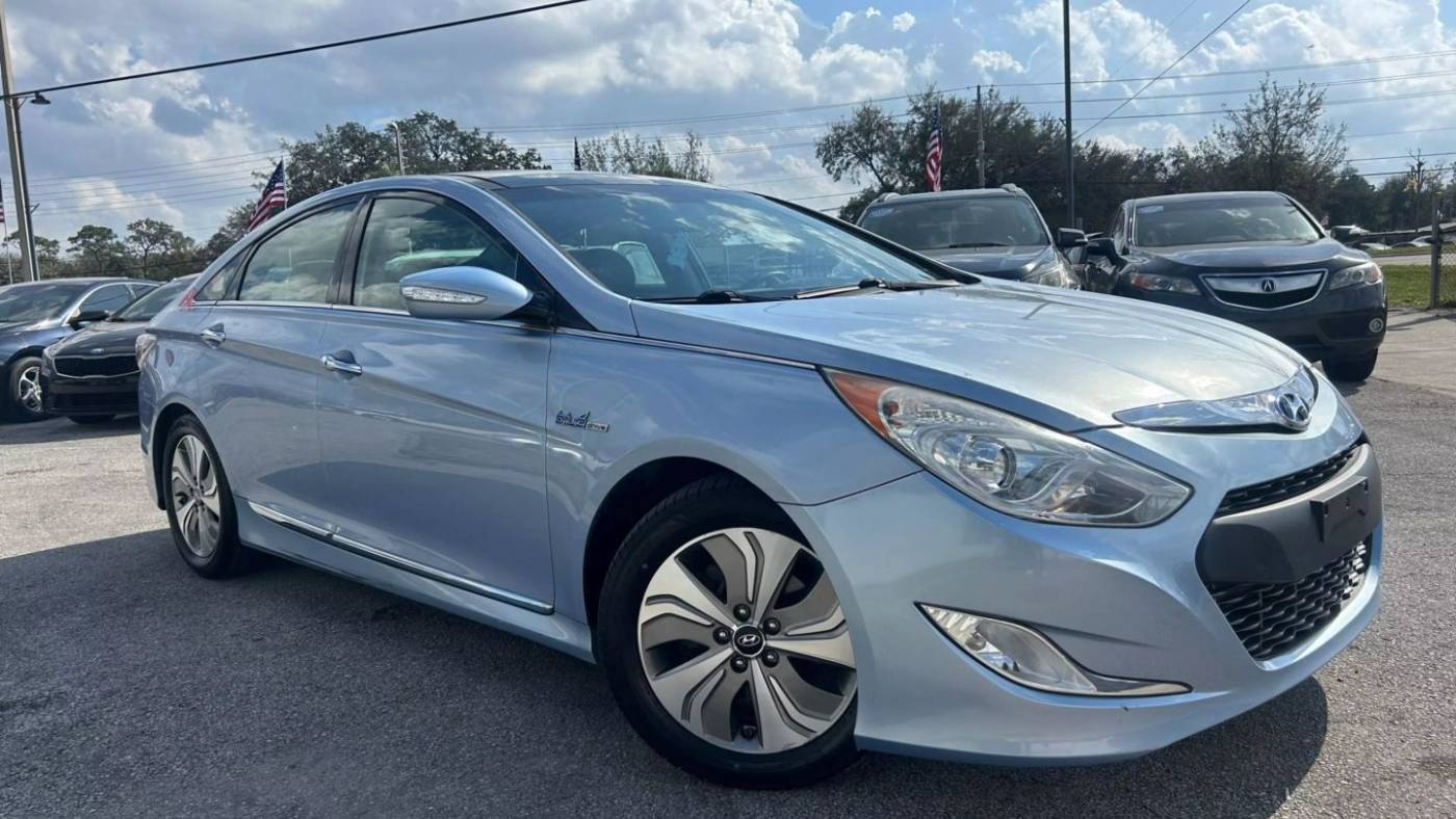 2013 Hyundai Sonata Hybrid Limited — Sedan — 98,171 mi — Orlando, FL