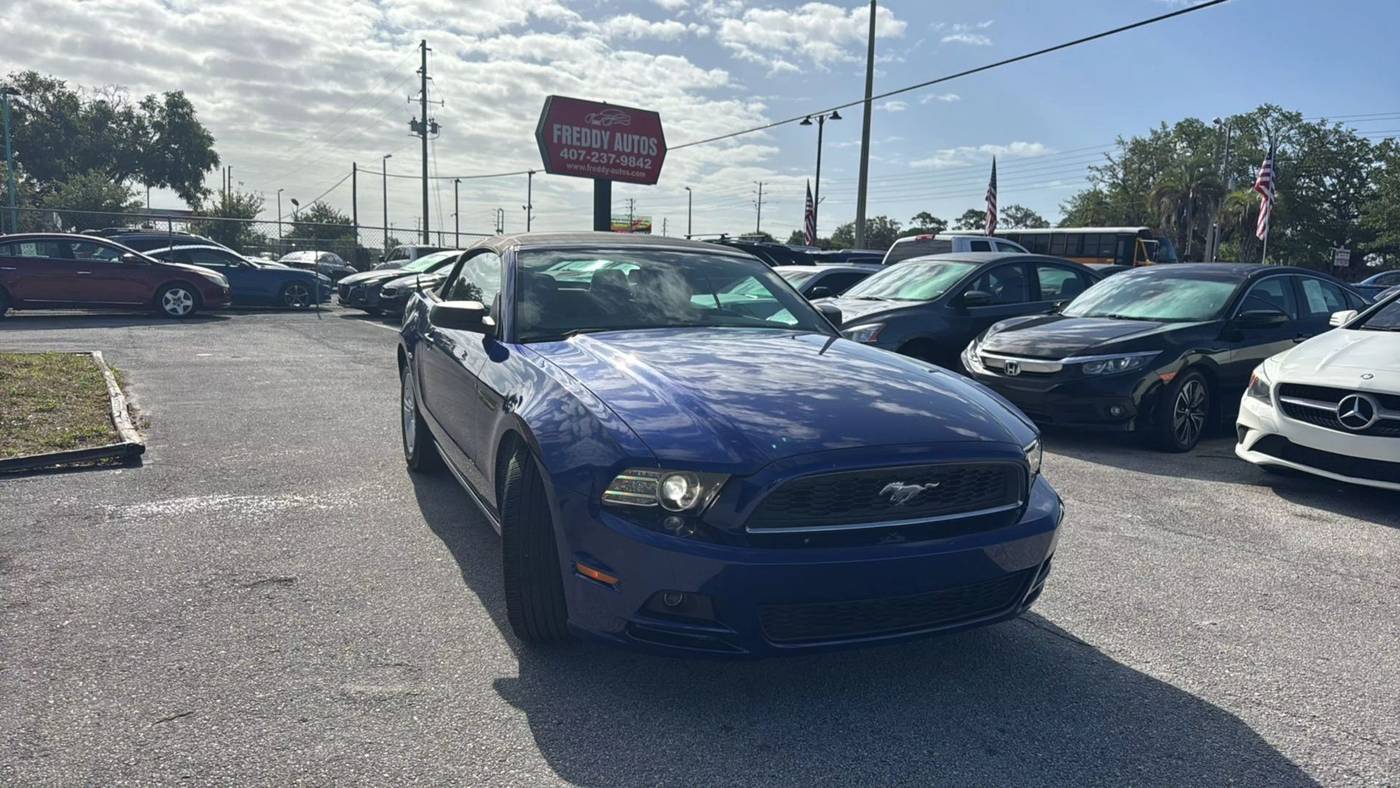2014 Ford Mustang V6 — Convertible — 84,102 mi — Orlando, FL