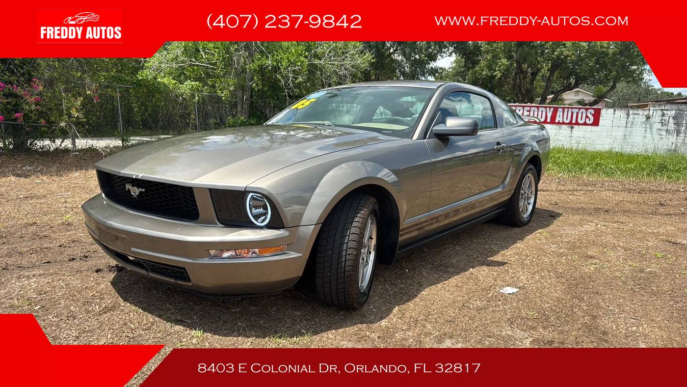 2005 Ford Mustang Premium — Coupe — 84,679 mi — Orlando, FL
