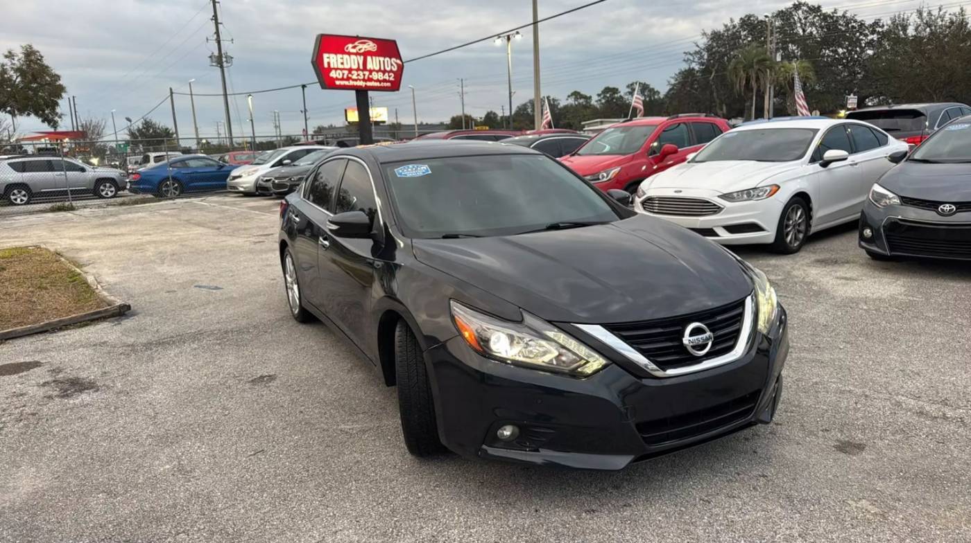 2017 Nissan Altima 3.5 SL — Sedan — 85,438 mi — Orlando, FL