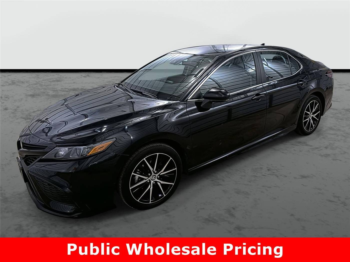 2024 Toyota Camry SE — Sedan — 41,835 mi — Phoenix, AZ