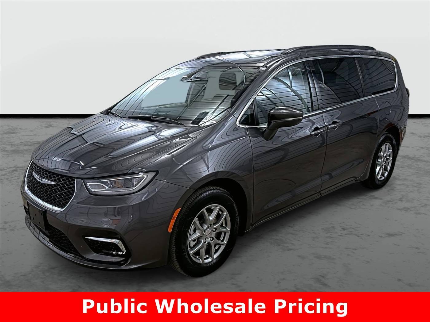 2021 Chrysler Pacifica Touring — Minivan — 35,536 mi — Phoenix, AZ