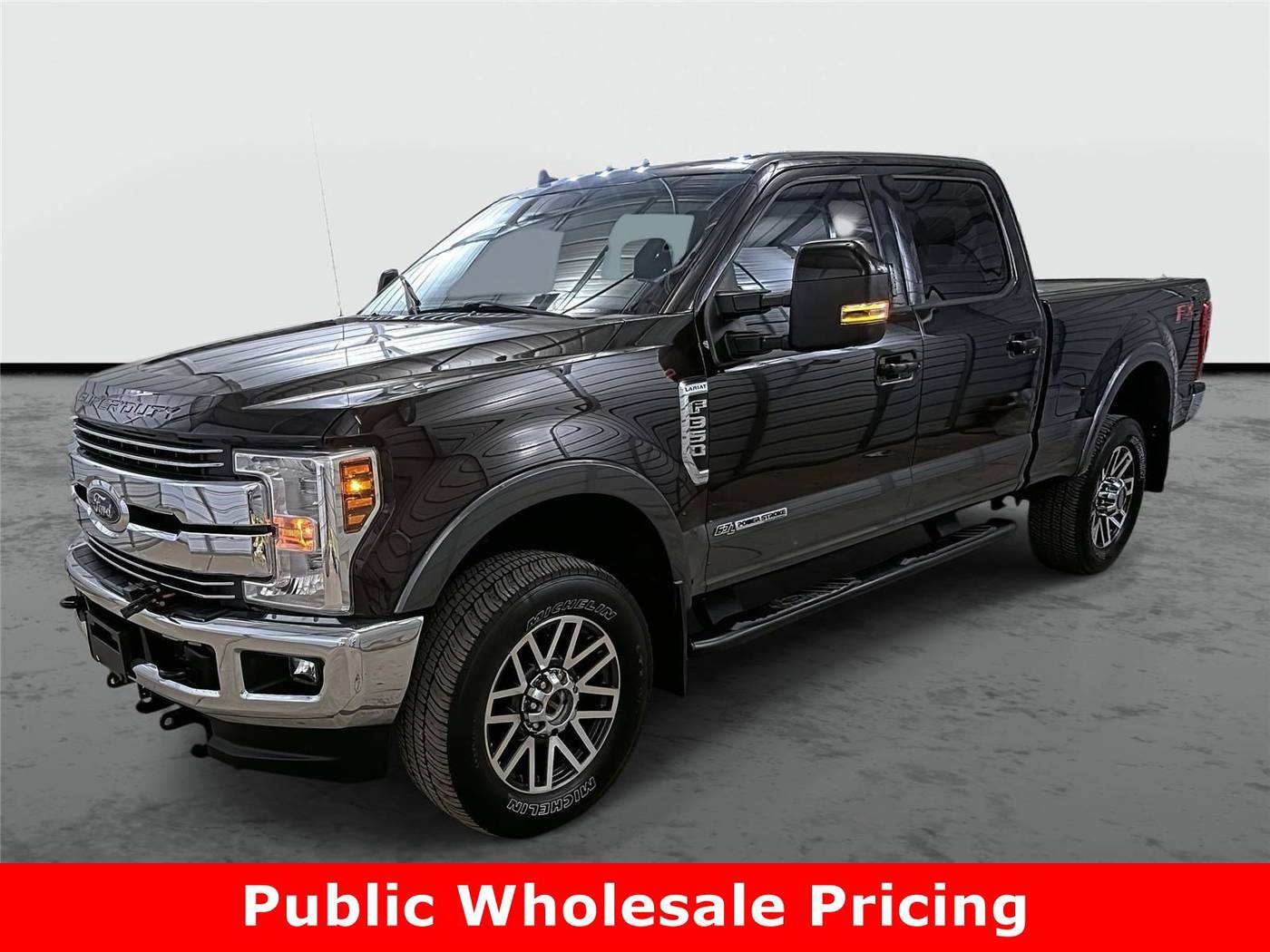 2019 Ford Super Duty F-350 Lariat — Pickup Truck — 40,382 mi — Phoenix, AZ
