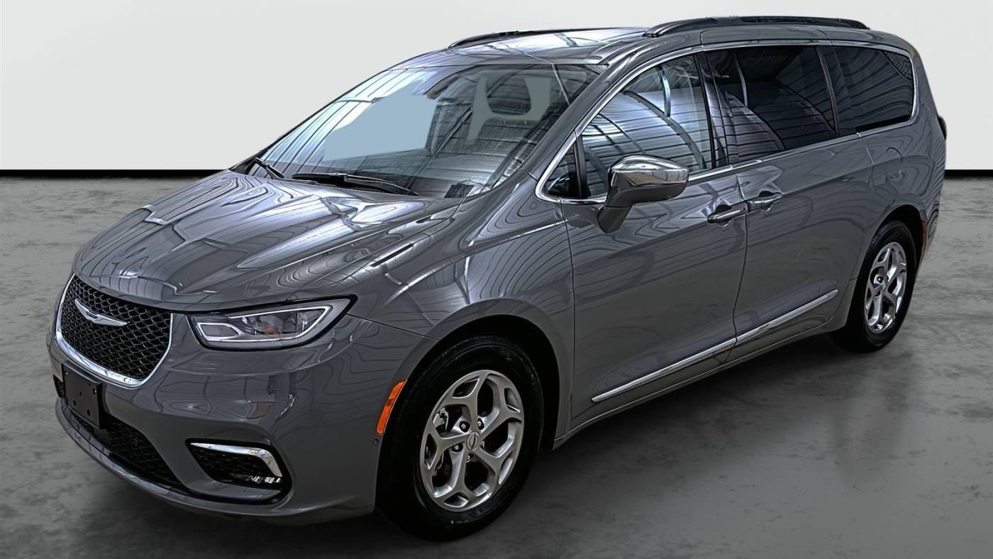 2022 Chrysler Pacifica Limited — Minivan — 72,760 mi — Phoenix, AZ