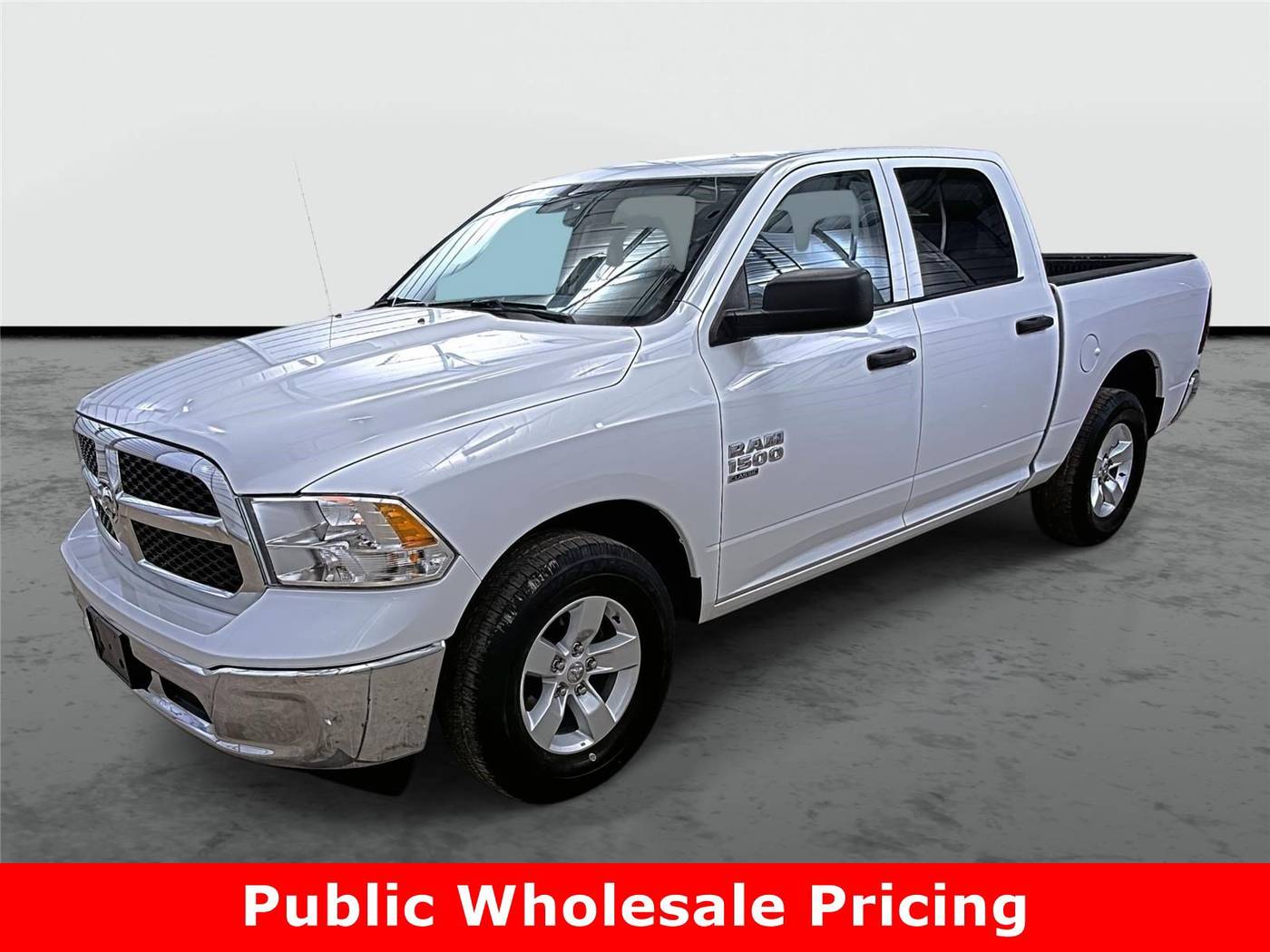 2022 Ram 1500 Classic SLT — Pickup Truck — 33,928 mi — Phoenix, AZ