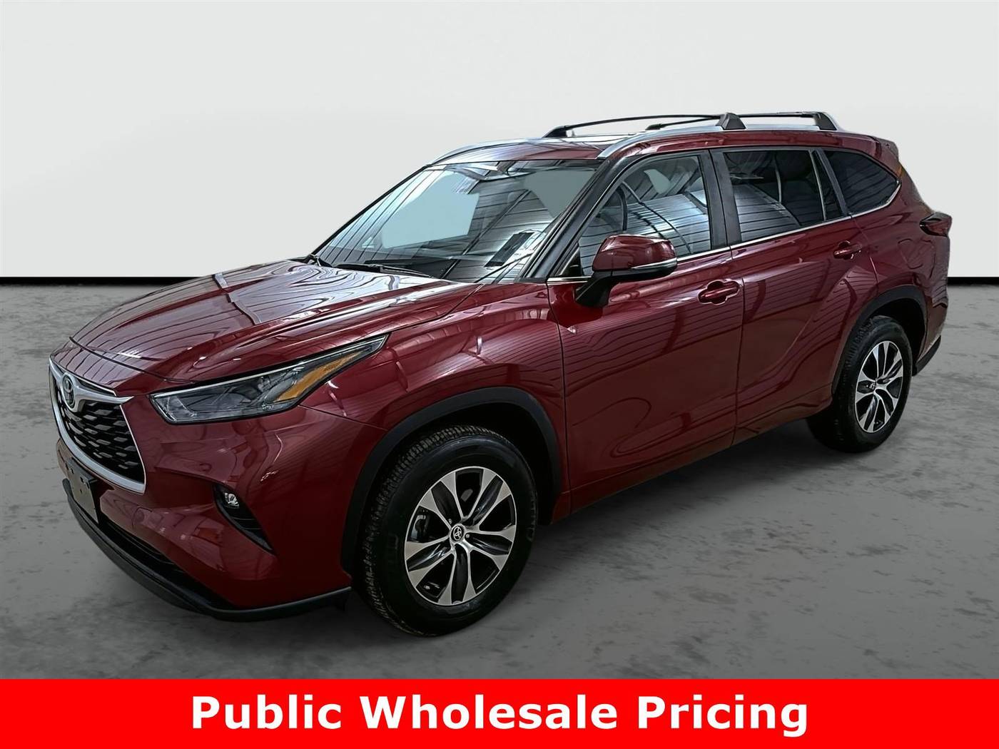 2023 Toyota Highlander XLE — SUV — 25,124 mi — Phoenix, AZ